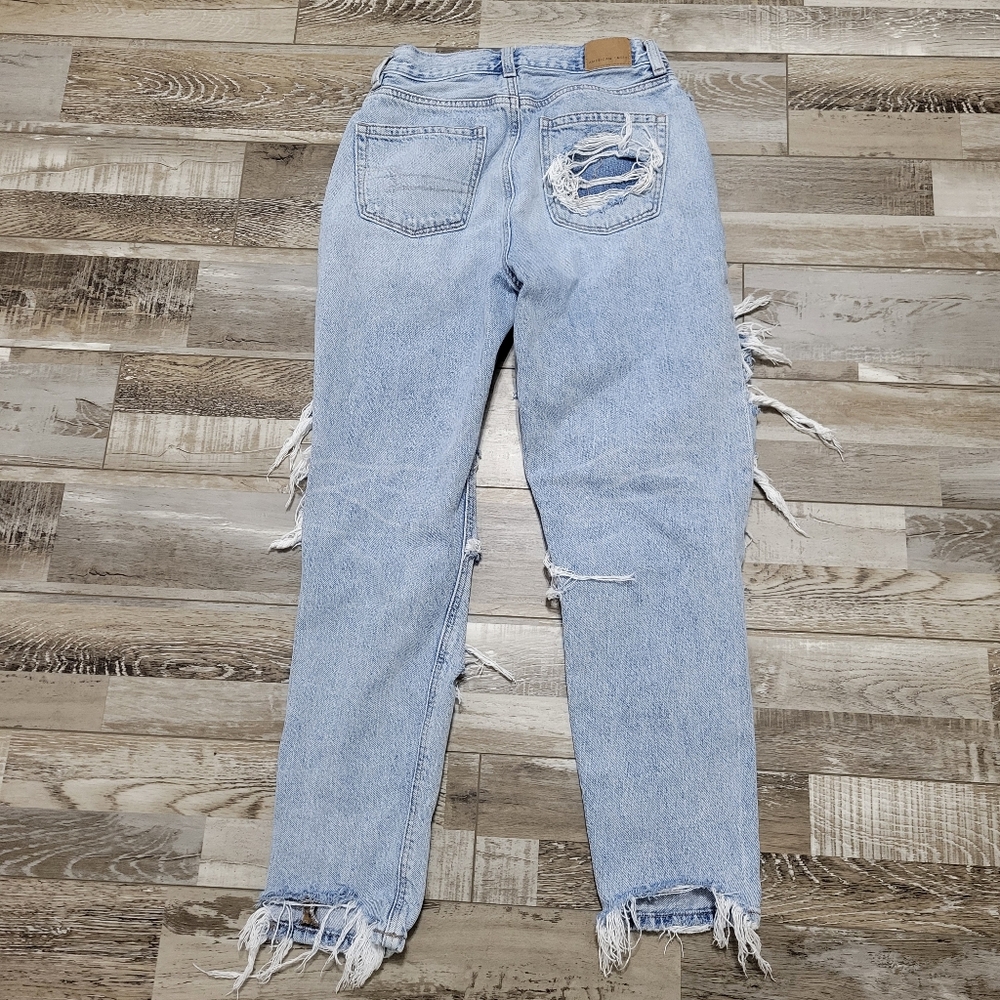 American Eagle Outfitters Light Blue High Rise Distressed Jeans - Picture 2 of 7